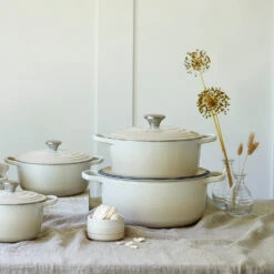 Le Creuset Bräter Rund 4,2 L 7 Le Creuset Bräter Rund 4,2 L -Le Creuset Store 37106 15 03 f543138371