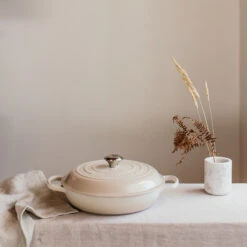 Le Creuset Bufféttopf 3,5 L 8 Le Creuset Bufféttopf 3,5 L -Le Creuset Store 46083 01 03 63c2d347f0