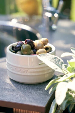 Le Creuset Auflaufform Stapelbar -Le Creuset Store 502171 01 3 EnvironmentImage 948a9e1aed