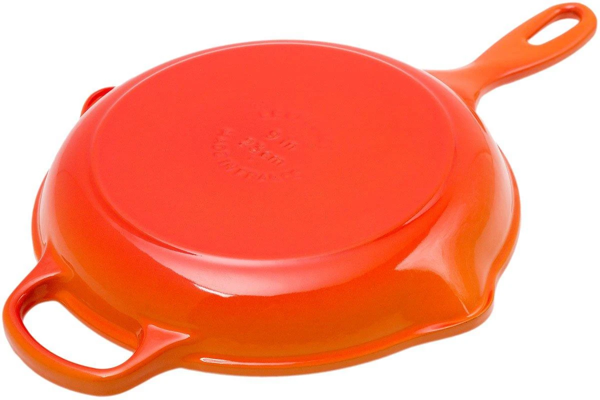 Le Creuset Gusseisen Stielkasserolle 23 Cm Rund, Orange-rot 4 Le Creuset Gusseisen Stielkasserolle 23 Cm Rund, Orange-rot – Bild 2